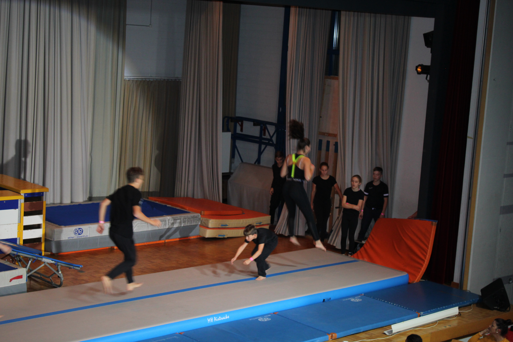 Bild (200)
